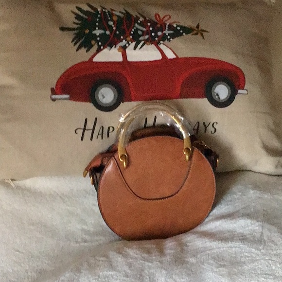 🌲 Great find is this little round bag.🌲 - Picture 2 of 5